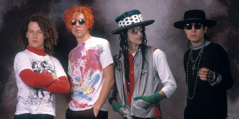 Janes-Addiction-Perry-Farrell