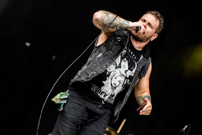 Within_the_Ruins_Breeze_Open_Air_2017_08
