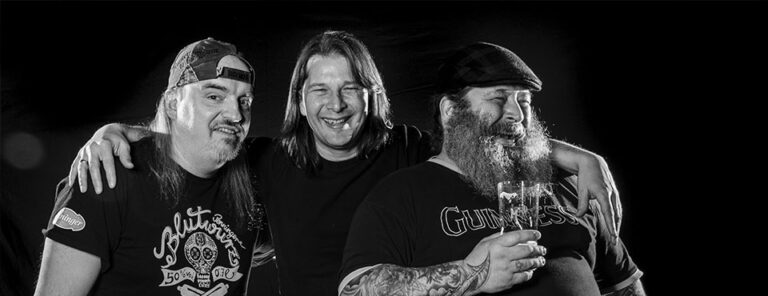 Nitrogods liefern Details und ersten Song von „Valley Of The Gods“
